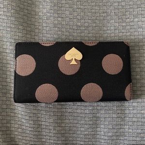 Kate spade polka dot wallet